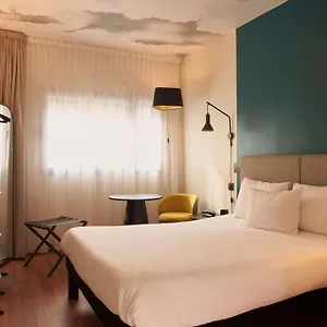 ** Hotel Ibis Aeropuerto Barajas Spain